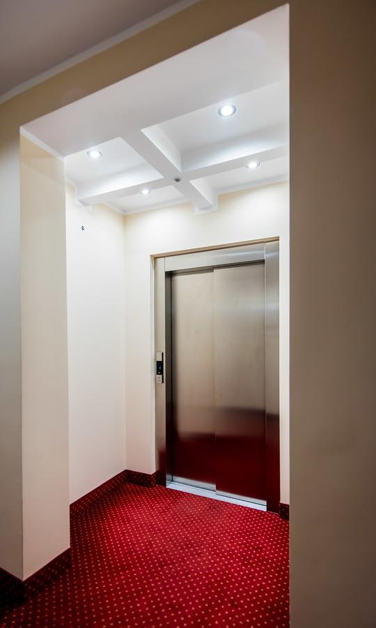 Hotel Piast Slupsk Exterior photo