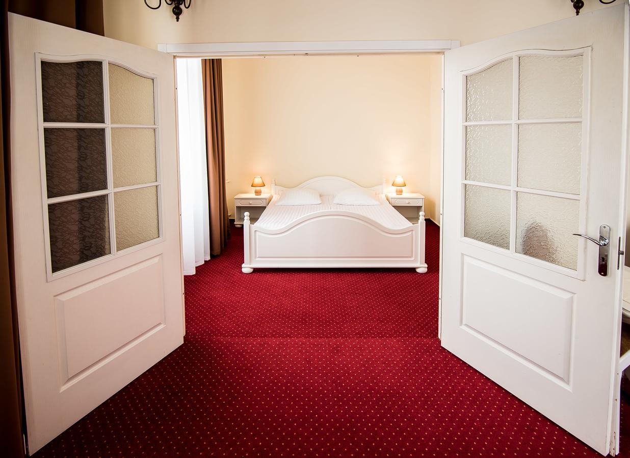 Hotel Piast Slupsk Exterior photo