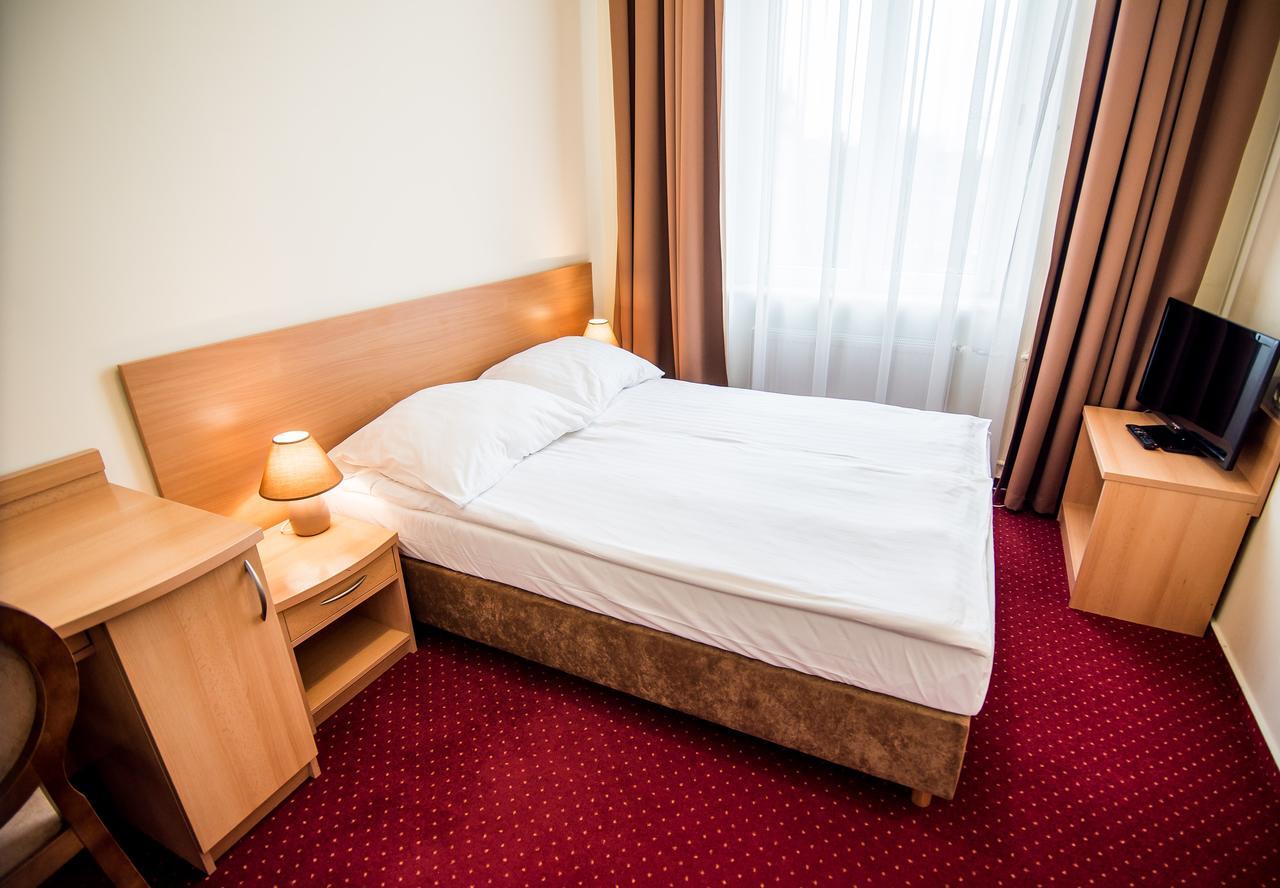 Hotel Piast Slupsk Exterior photo